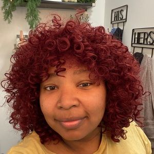 Meet your Posher, Andrea